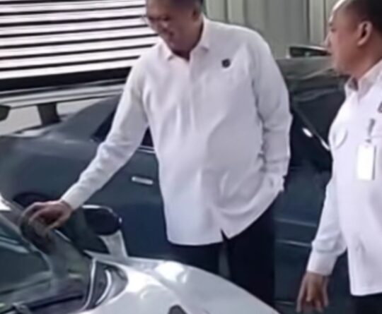 Prof ST Burhanuddin Ada 400 Unit Di Lelang