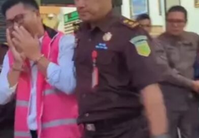 Sabrul Iman SH MH Kajari 6 Tersangka 242,9 Milyar