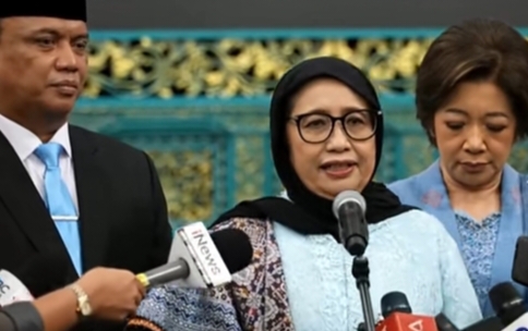 Nanik, Trenggono, Agustina BGN Ayo Kerja Iklas Jujur Tegas